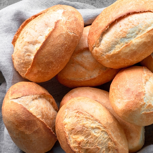 European Crusty Rolls - 4 Pack 400g, 1 Each