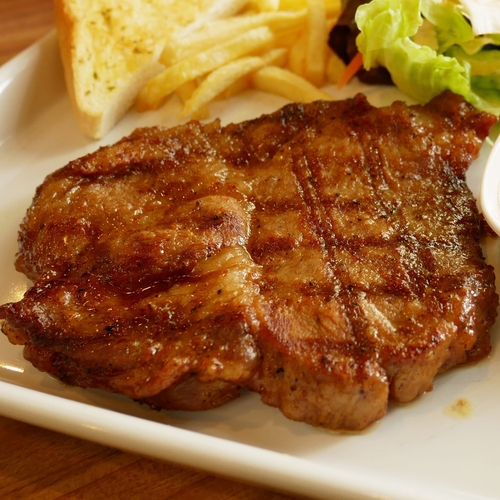 Pork Shoulder Blade Steak - Boneless, 350 Gram