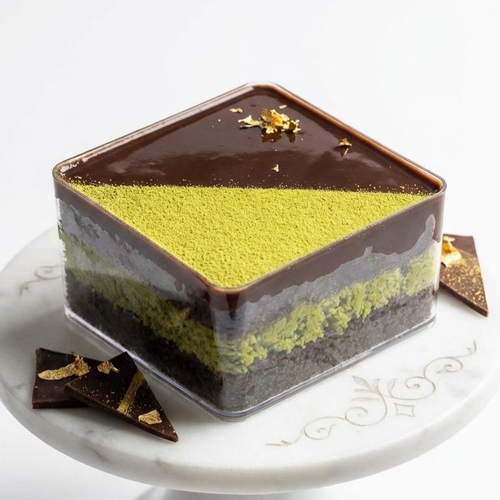 Ophelia The Bake House - Dubai Chocolate Cake 210g, 1 Each